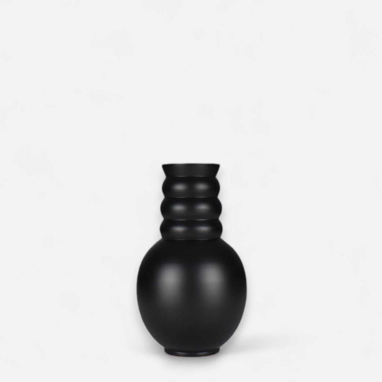 Luminara Vase in Mattschwarz